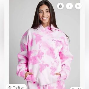 Comfrt Women's Pink Tie-Dye Hoodie